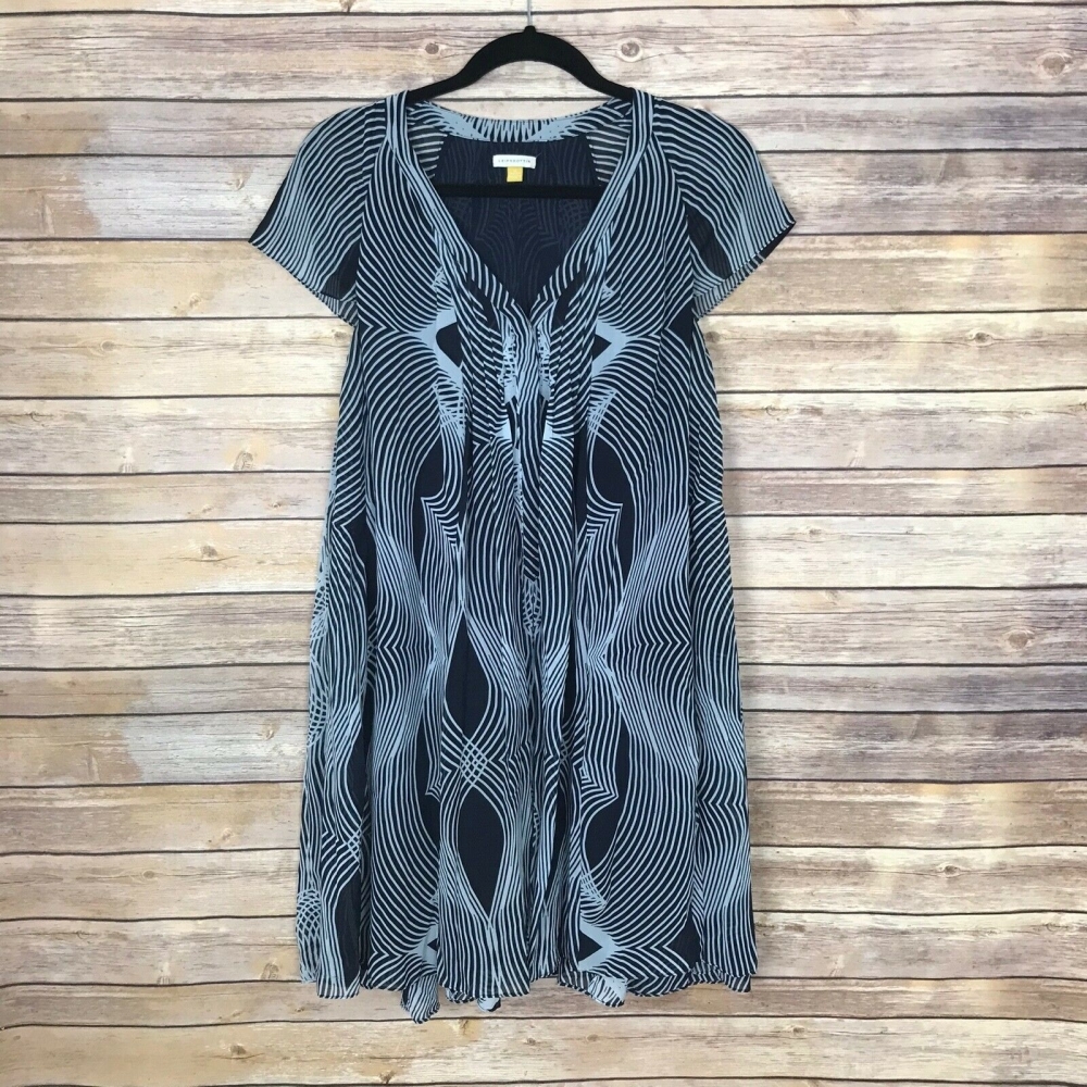 Leifsdottir 1/4 Button Cap Sleeve Mini Dress 10